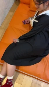 骚货学生妹展示粉嫩骚穴后口交3